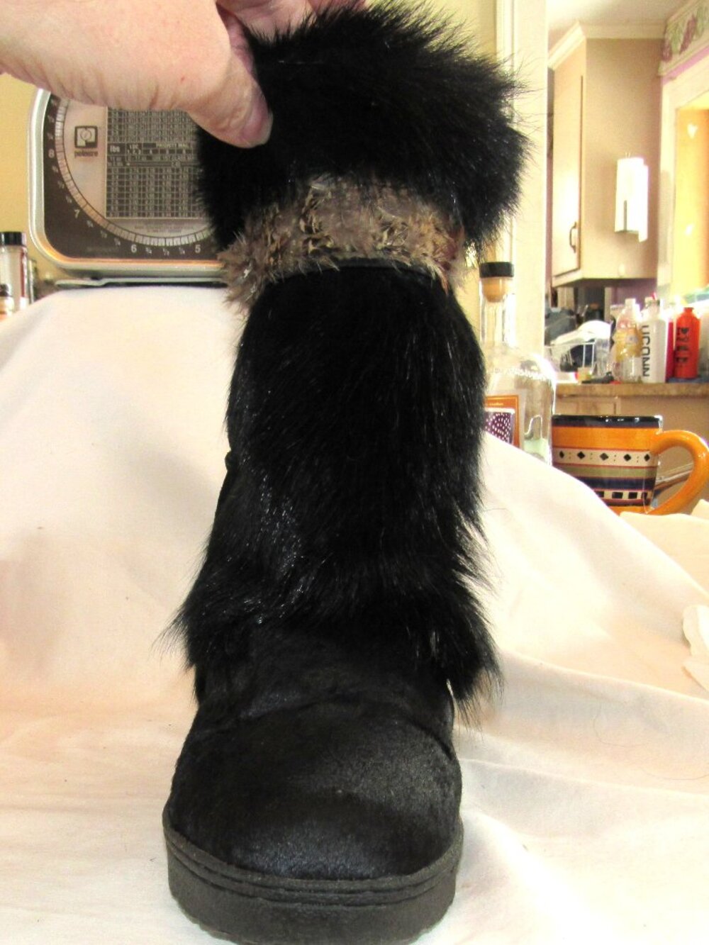 Bearpaw Kola II Sheepskin Black Goat Fur Women’s Winter Snow Lined Boots Size 9 - Picture 8 of 13